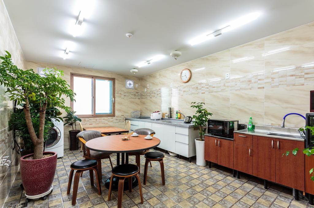 Rex Hotel Seogwipo-stad Buitenkant foto